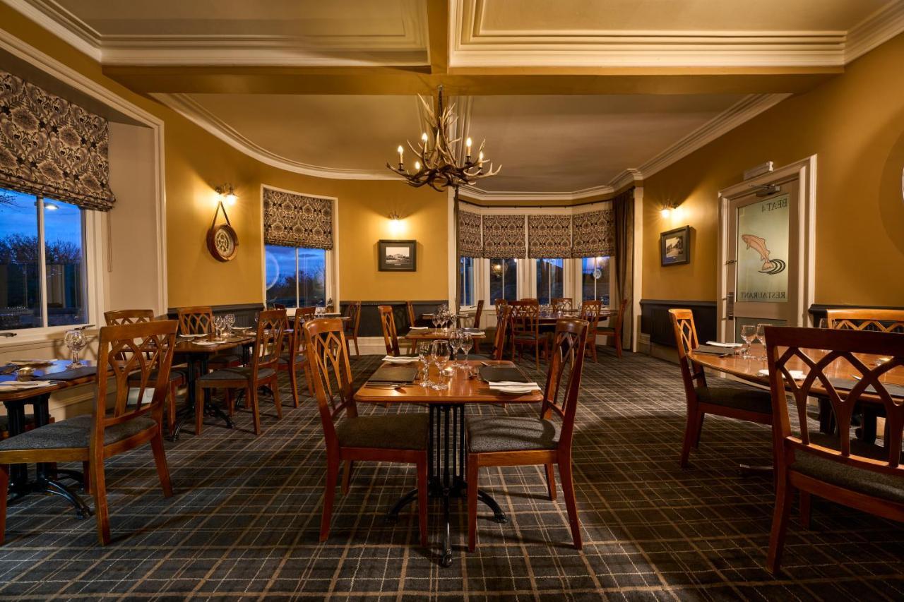 Ulbster Arms Hotel Near Thurso Halkirk Esterno foto